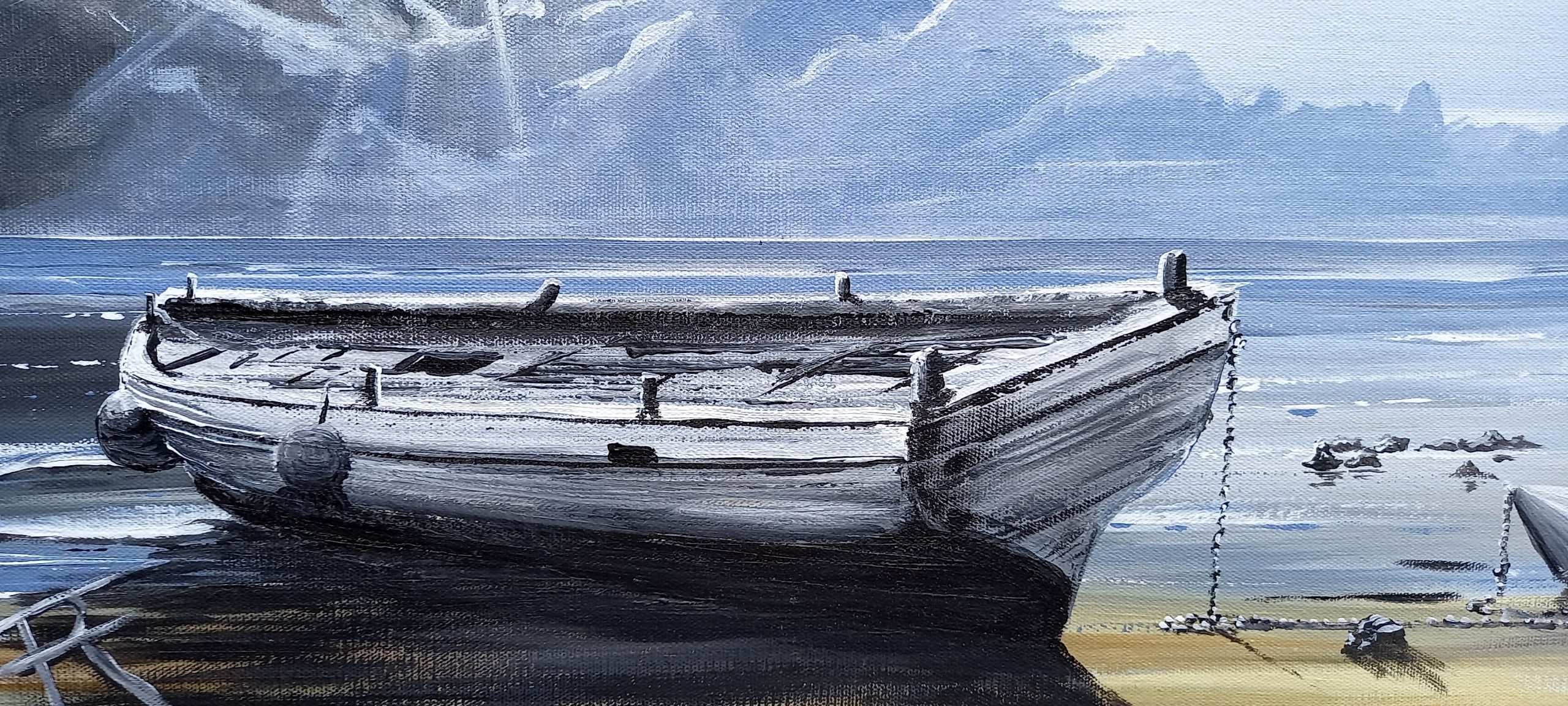 gros plan d'une barque sous les rayons du soleil
